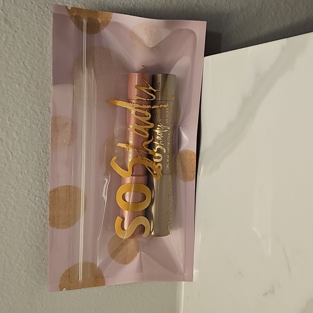 Belle Beauty So Shady Long Wear Shadow Stick Duo. New In Packaging.